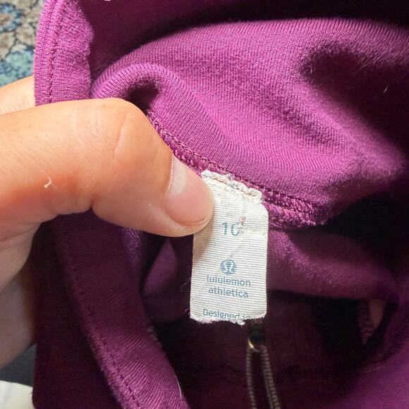 lululemon nice asana jacket 10 - Picture 4 of 6